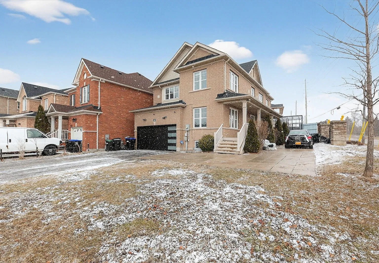 4 bed, $3,400 — Photo 2