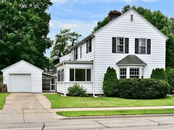 252 Market St, Winona, MN 55987