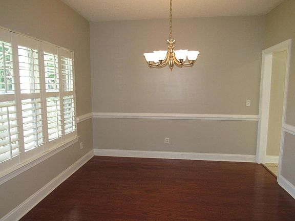 Formal Dining