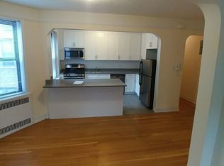 4323 42nd St #609, Sunnyside, NY 11104