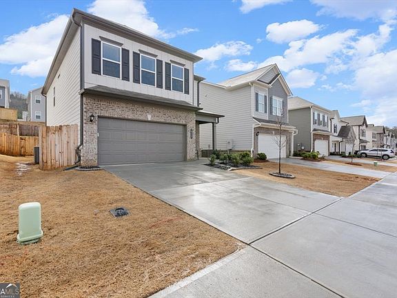 4th image of 413 Perth Dr