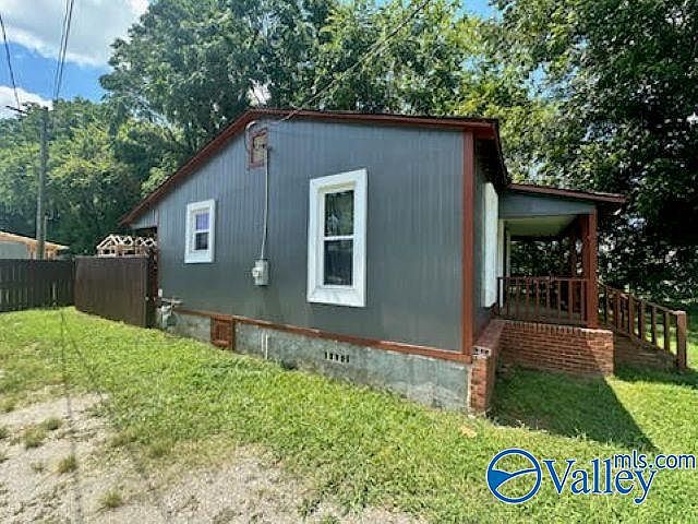 2nd image of 2305 Stanley Dr NW