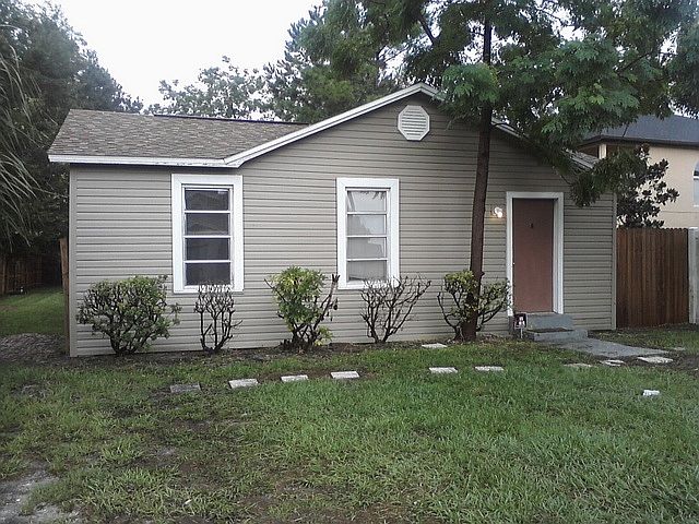 1st image of 2705 Coolidge Ave