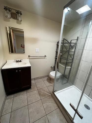 1st image of 308 Glenhill Ave