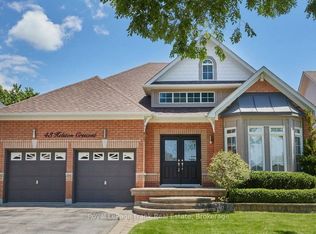 43 Helston Cres, Whitby, ON L1M 2K3