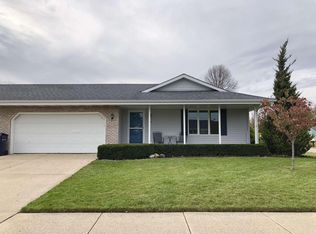 319 Rockshire Dr, Janesville, WI 53546