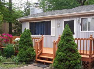 7724 Apple Ln, Tobyhanna, PA