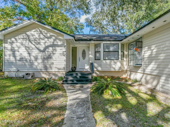 6141 DAWNRIDGE Road S, Jacksonville, FL 32277