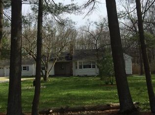 85 Thosmor Rd, Bedminster, NJ 07921