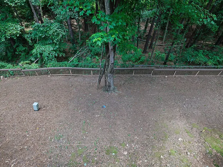 541 Lantern Wood Dr — Photo 32