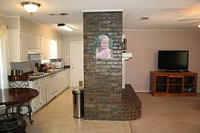 4th image of 9809 Charleston Dr