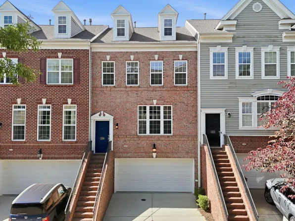 3106 Hudson Hill Ln, Raleigh, NC 27612