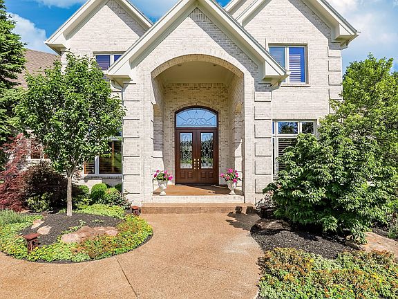4th image of 2840 Camberly Ct