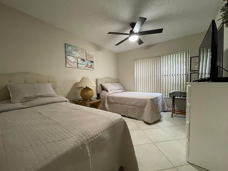 354 SW 28th Ave — Photo 27