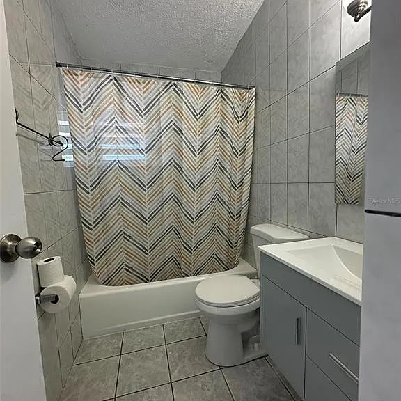 7 Jardines De Country Club B 14 #DEV — Photo 11
