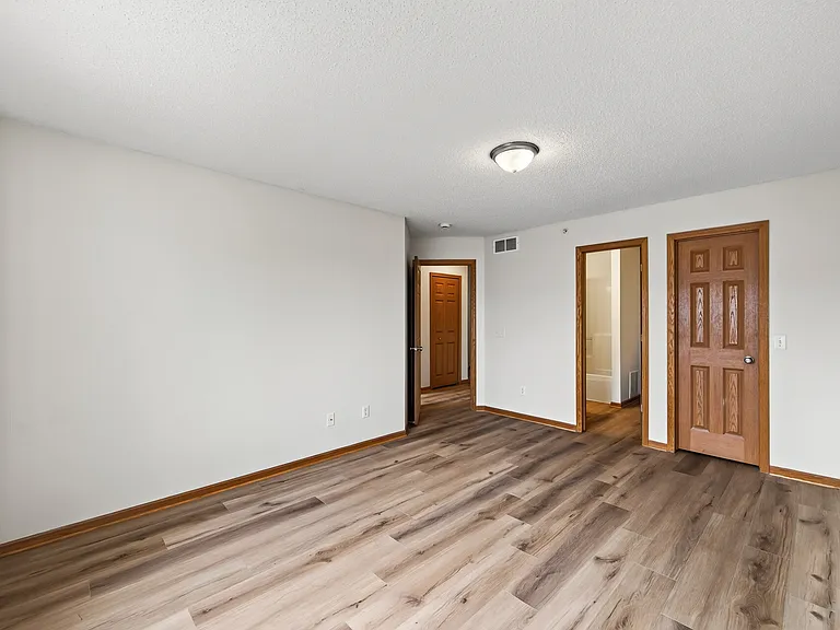 6581 Olive Ln N — Photo 15
