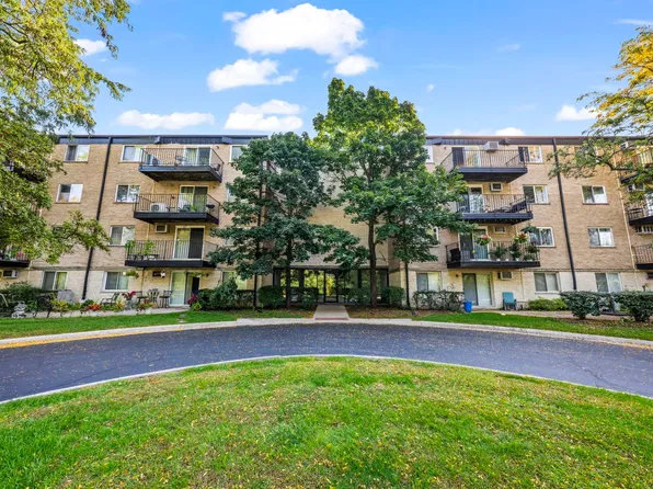 1215 N Waterman Ave APT 3C, Arlington Heights, IL 60004