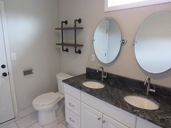 4th image of 1511 Crowders Woods Dr