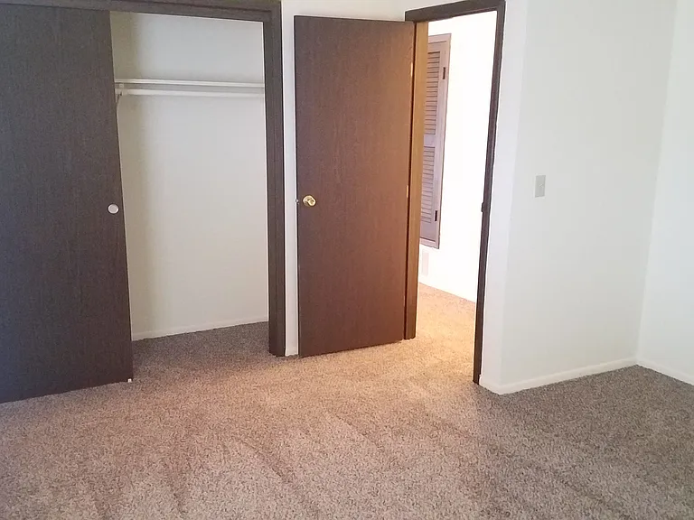 Kimberly Club Apartments — Photo 90