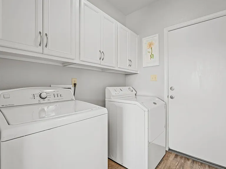 7475 Hunter Glen Dr — Photo 21
