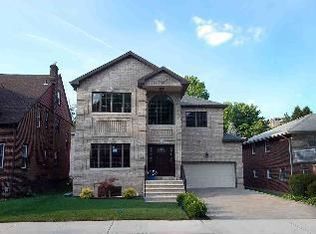 55 Euclid Rd, Fort Lee, NJ 07024