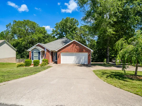 320 Eaglebend Dr, Cohutta, GA 30710