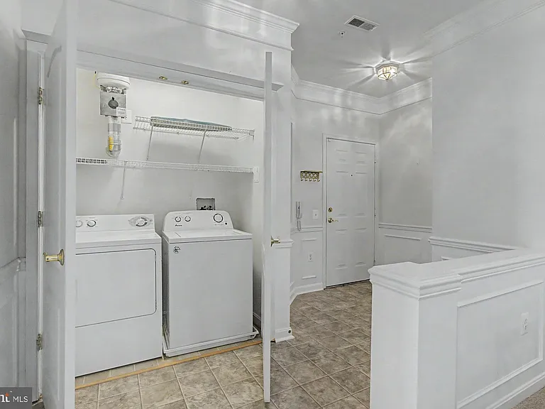 407 Aggies Cir #4-D — Photo 8