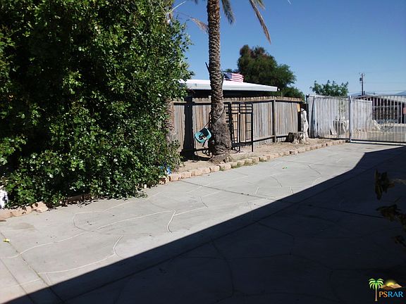 5th image of 65934 Acoma Ave