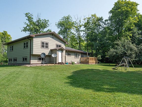 3rd image of 5451 N Helsing Road