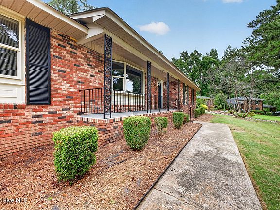 2nd image of 544 Hillwood Circle