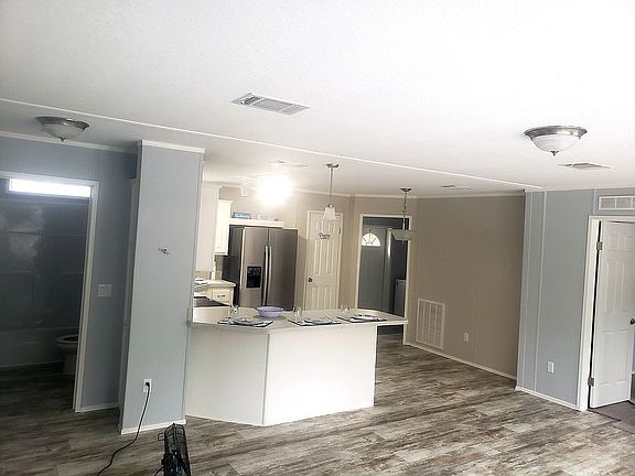 4th image of 7241 Gewant Blvd
