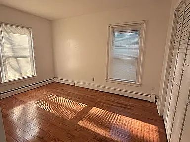 4th image of 123 Morris St #2