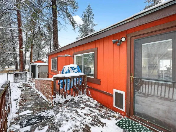 16220 S Sherman Rd Trailer 15, Cheney, WA 99004