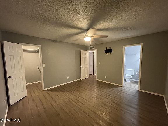 4th image of 3533 Running Deer Dr