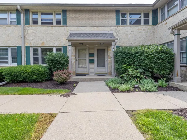 4908 North Shoreland AVENUE, Whitefish Bay, WI 53217