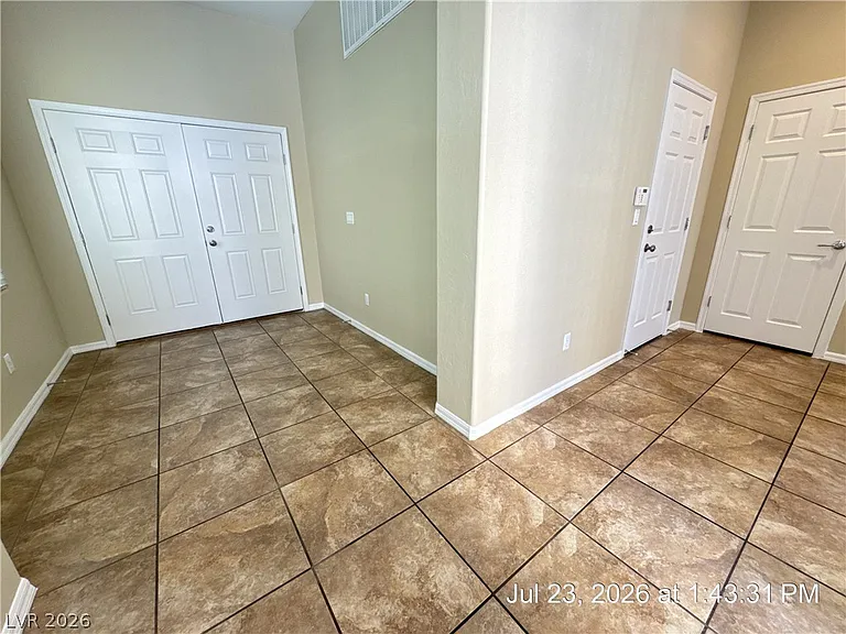 9204 Tudor Park Pl #0 — Photo 32