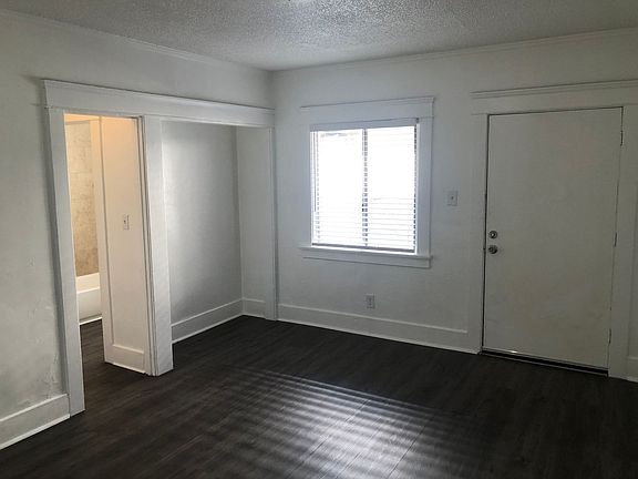 5th image of 636 Lime Ave APT 11