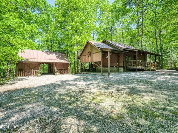 340 Spruce Creek Dr, Jamestown, TN 38556