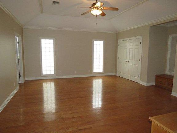 2nd image of 6007H Country Club Dr