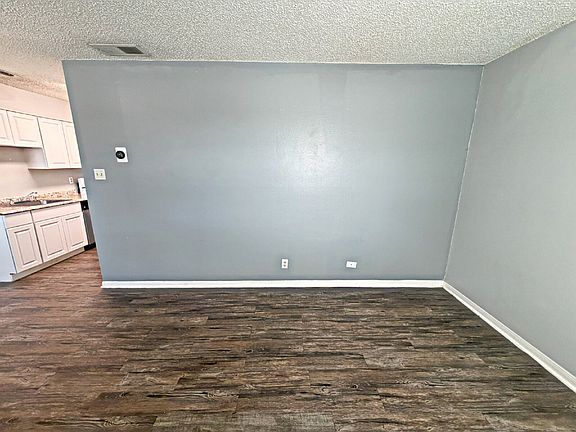 3rd image of 305 Haeckerville Rd