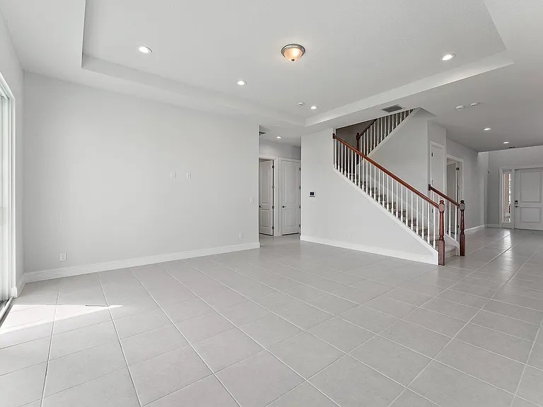 12550 Nautilus Cir — Photo 17