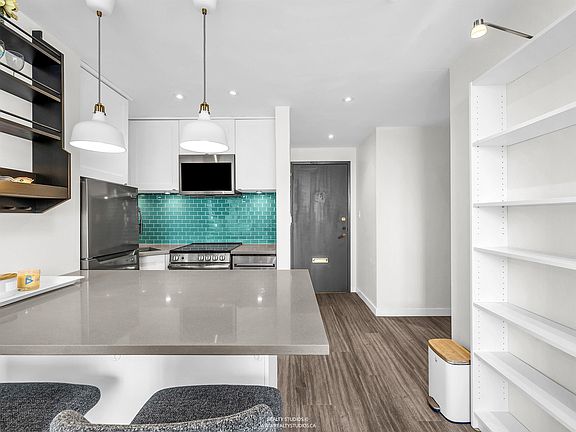 4th image of 1250 Burnaby St #501