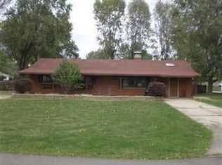 170 Green Valley Dr, Enon, OH 45323