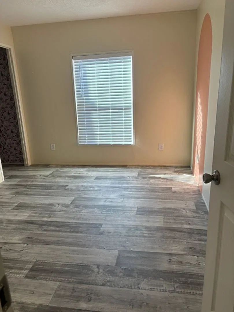 For Rent — Photo 2