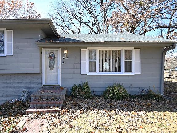 3rd image of 4142 N Chelsea Ave
