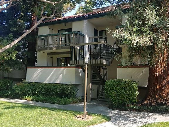 2nd image of 605 San Conrado Ter Unit 4