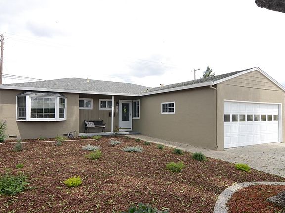 2nd image of 3471 Santa Barbara Ave
