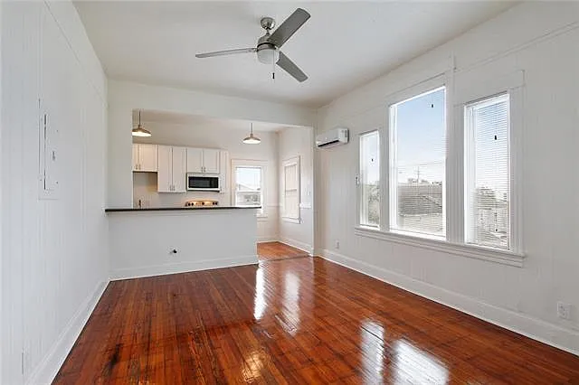 1866 Gentilly Blvd #4 — Photo 2