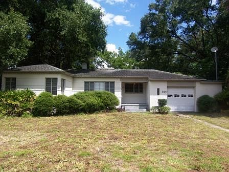 1st image of 814 Escambia Dr