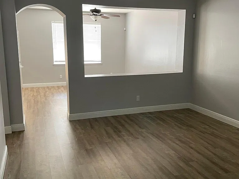 4641 Capital Blvd — Photo 2